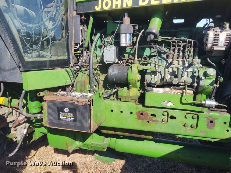 image for item FY9968 1990 John Deere 4955  MFWD tractor