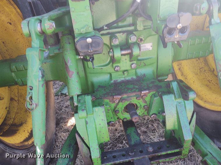 image for item FY9968 1990 John Deere 4955  MFWD tractor