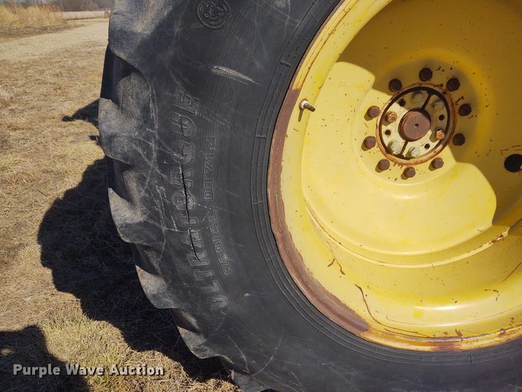 image for item FY9968 1990 John Deere 4955  MFWD tractor