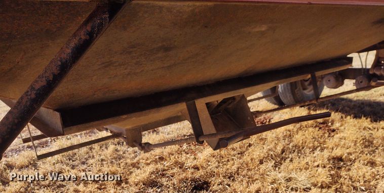 image for item FY9972 1995 Neville Built grain trailer