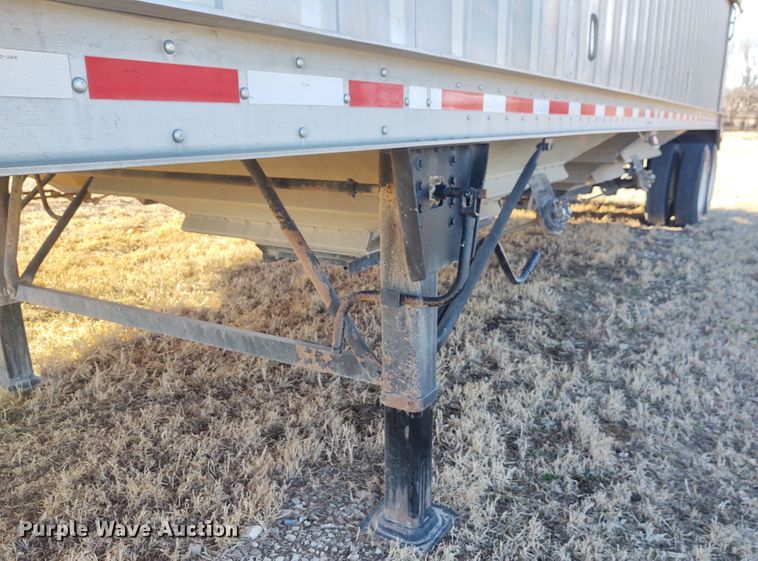 image for item FY9973 2011 Neville Built grain trailer