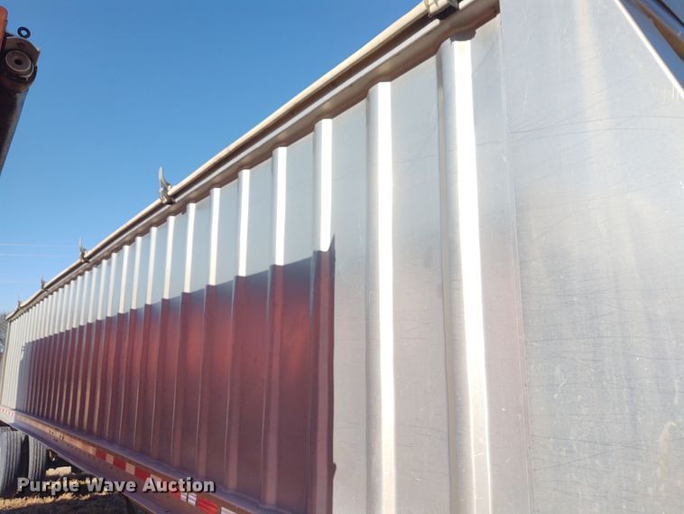 image for item FY9973 2011 Neville Built grain trailer