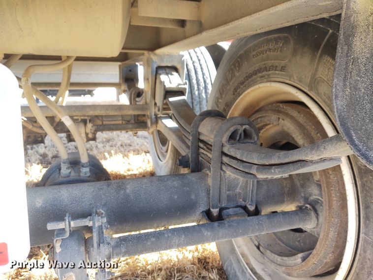 image for item FY9973 2011 Neville Built grain trailer