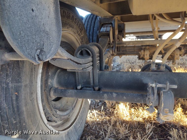 image for item FY9973 2011 Neville Built grain trailer