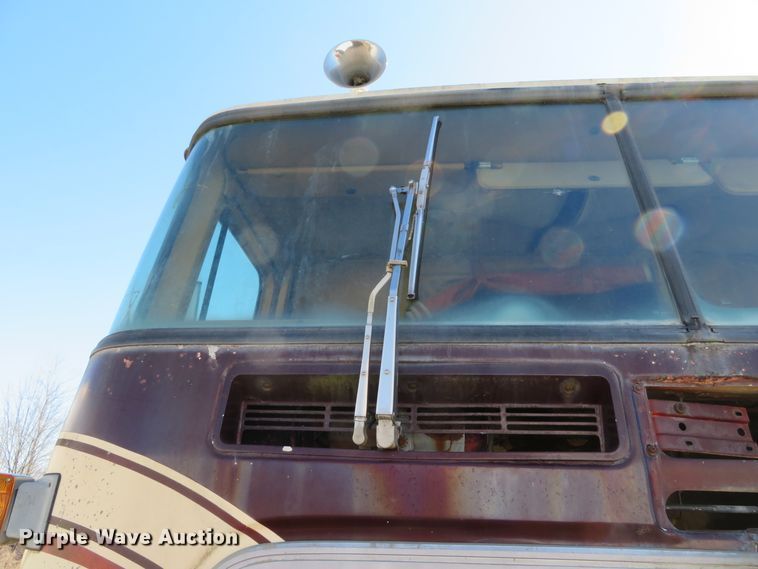 image for item DH0707 1979 Ford CL9000  semi truck