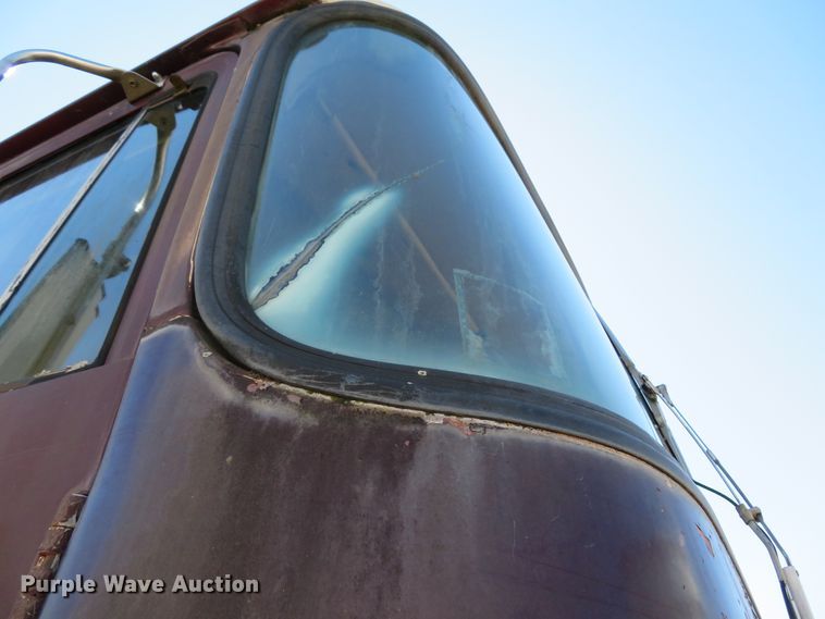 image for item DH0707 1979 Ford CL9000  semi truck