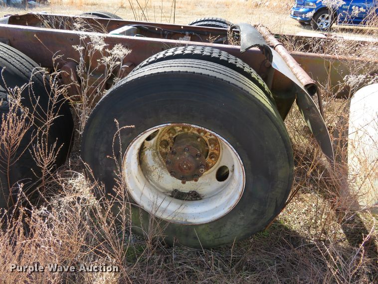 image for item DH0707 1979 Ford CL9000  semi truck