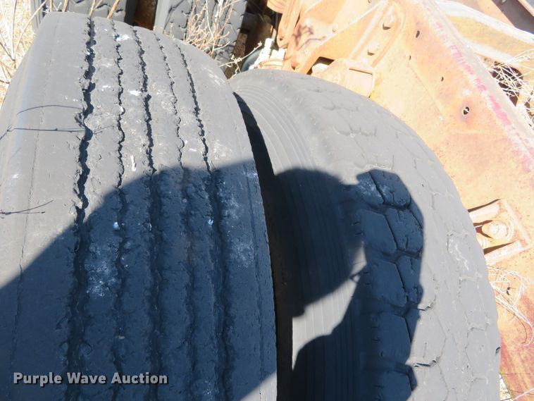 image for item DH0707 1979 Ford CL9000  semi truck