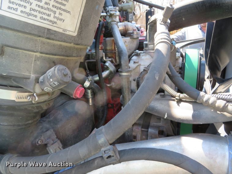 image for item DH0711 2011 Freightliner Business Class M2  semi truck