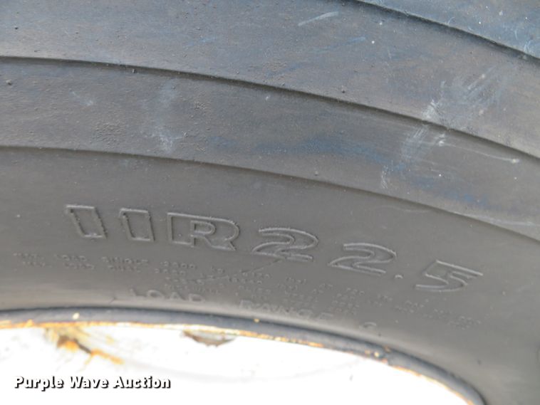 image for item DH0715 2004 Wilkens 53138A0T  walking floor trailer