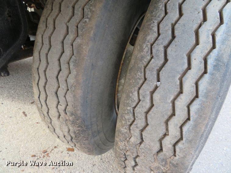 image for item DH0715 2004 Wilkens 53138A0T  walking floor trailer