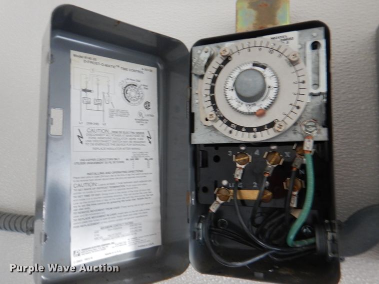 image for item DJ0384 1986 Dorsey Lite Guard  cold storage unit