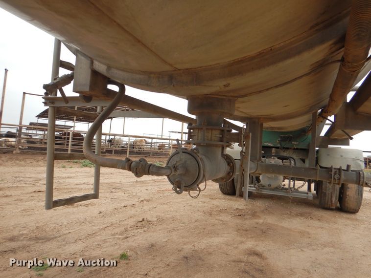 image for item DJ0764 1991 Brenner SS Transport  tank trailer