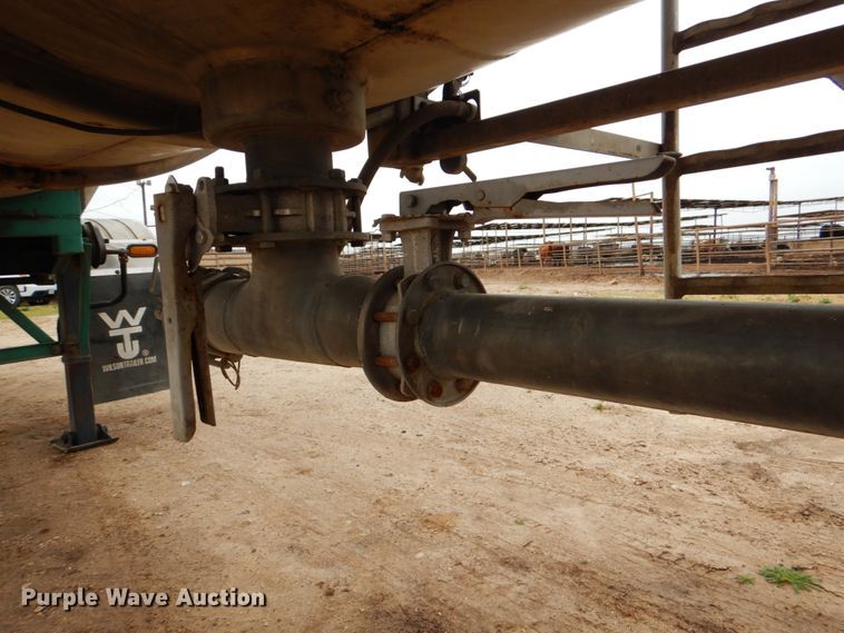 image for item DJ0764 1991 Brenner SS Transport  tank trailer