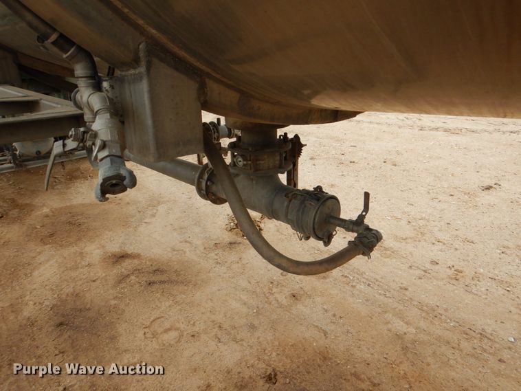 image for item DJ0764 1991 Brenner SS Transport  tank trailer