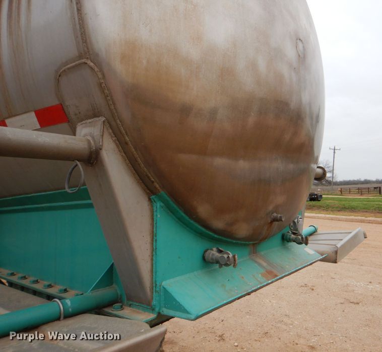 image for item DJ0764 1991 Brenner SS Transport  tank trailer