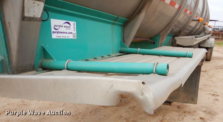 image for item DJ0764 1991 Brenner SS Transport  tank trailer