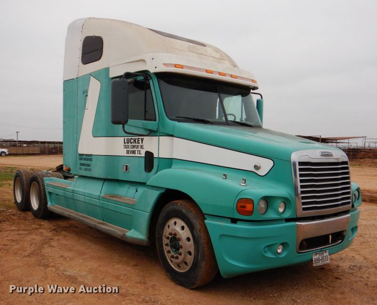 image for item DJ0766 2006 Freightliner CST120  semi truck