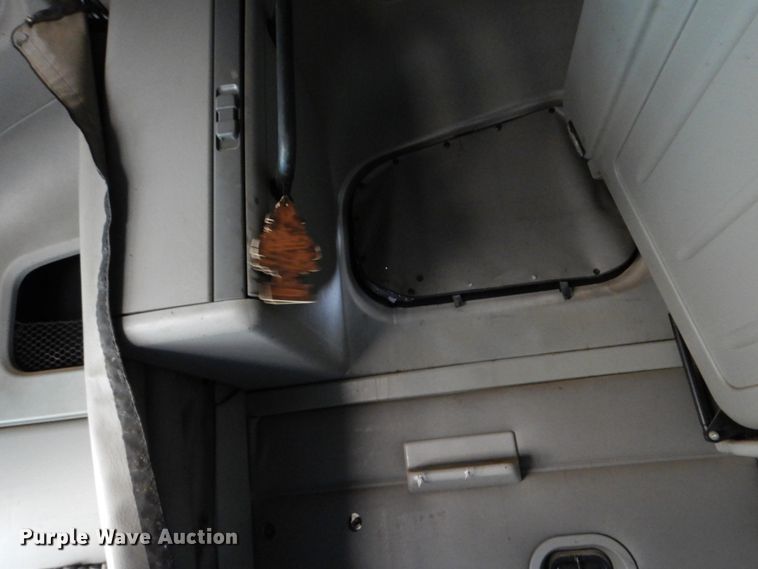 image for item DJ0766 2006 Freightliner CST120  semi truck