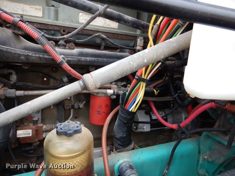 image for item DJ0766 2006 Freightliner CST120  semi truck