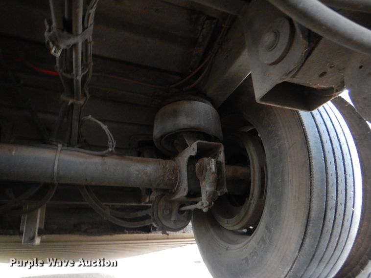 image for item DJ0767 2003 Merritt Gold Line  livestock trailer