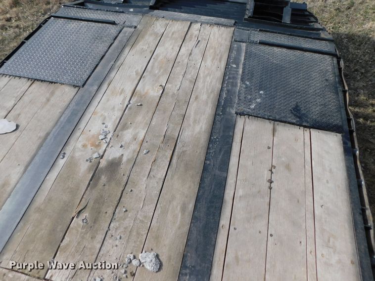 image for item DJ5963 2001 Maurer  drop deck trailer