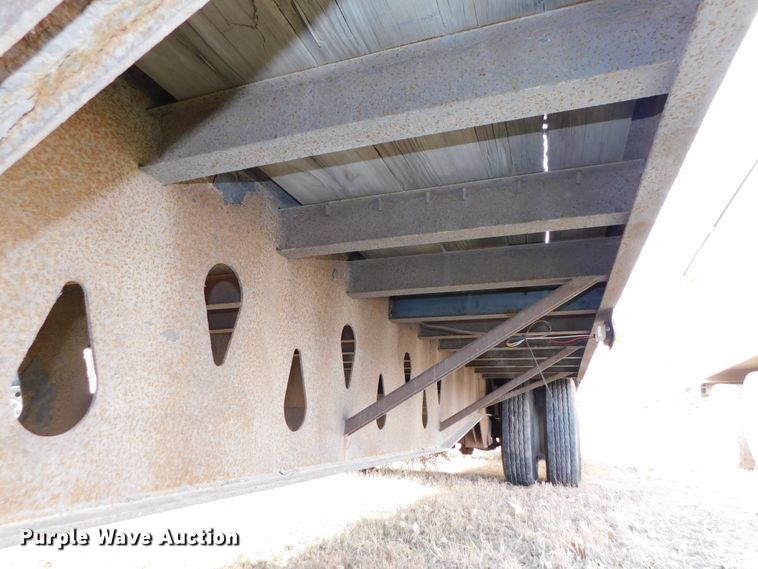 image for item DJ5963 2001 Maurer  drop deck trailer