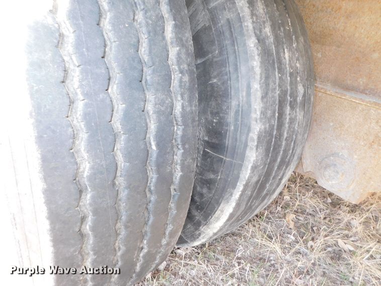 image for item DJ5963 2001 Maurer  drop deck trailer