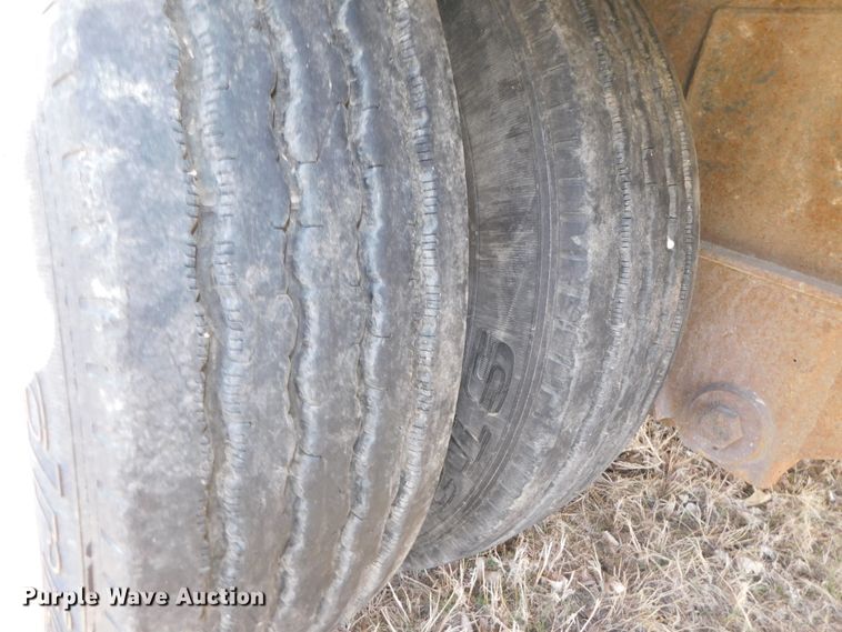 image for item DJ5963 2001 Maurer  drop deck trailer