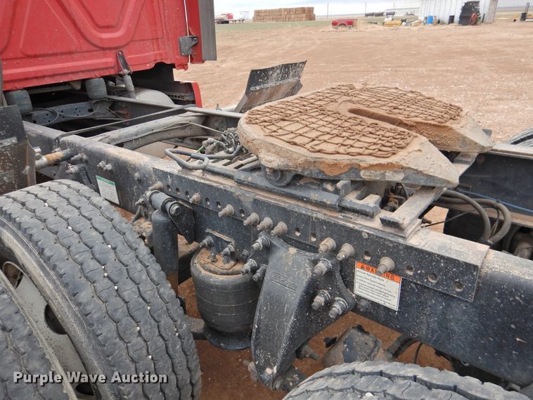 image for item DJ8327 2012 Freightliner Cascadia 125  semi truck