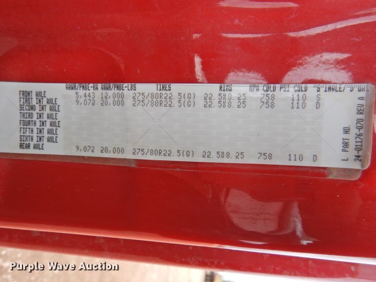 image for item DJ8327 2012 Freightliner Cascadia 125  semi truck