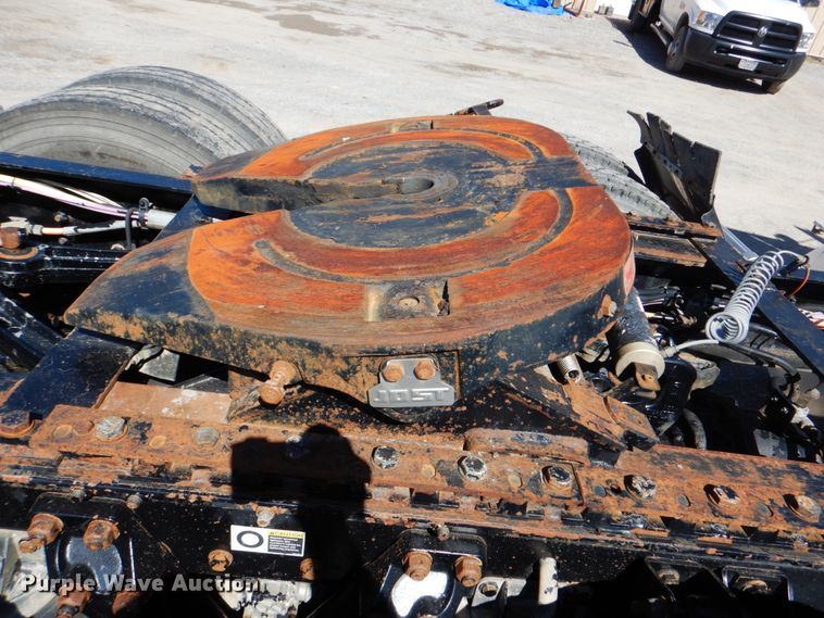 image for item DJ8672 2009 Kenworth W900  semi truck