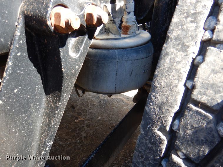 image for item DJ8672 2009 Kenworth W900  semi truck