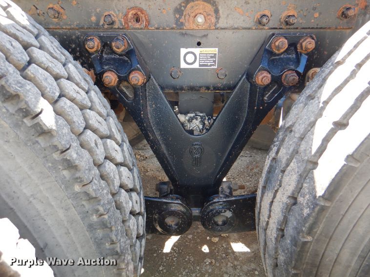 image for item DJ8672 2009 Kenworth W900  semi truck