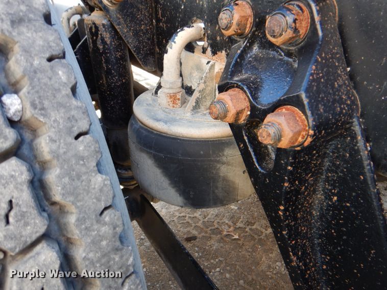 image for item DJ8672 2009 Kenworth W900  semi truck