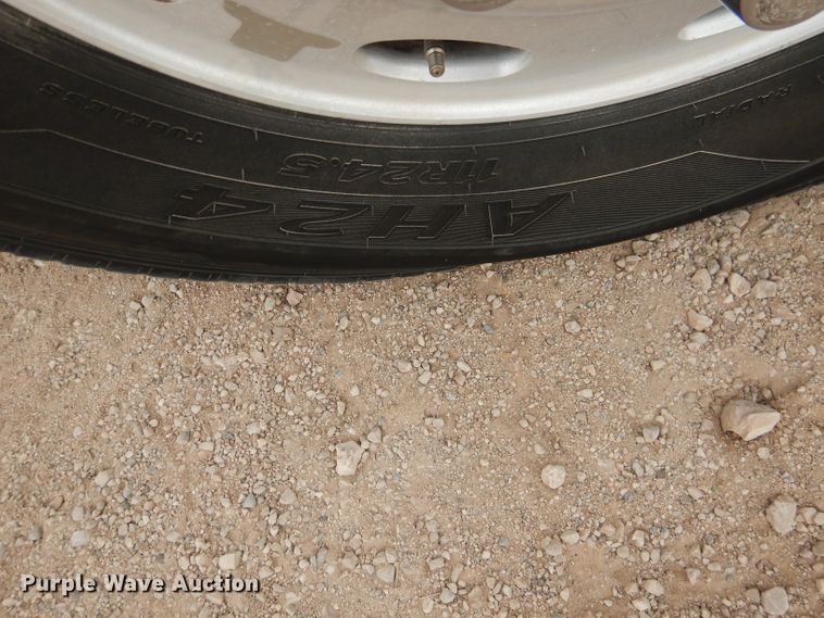 image for item DJ8822 2009 Peterbilt 388  semi truck