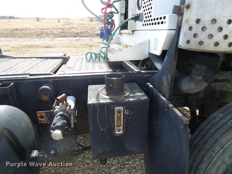 image for item DL0805 1998 Texas Inc TJ5000  yard truck