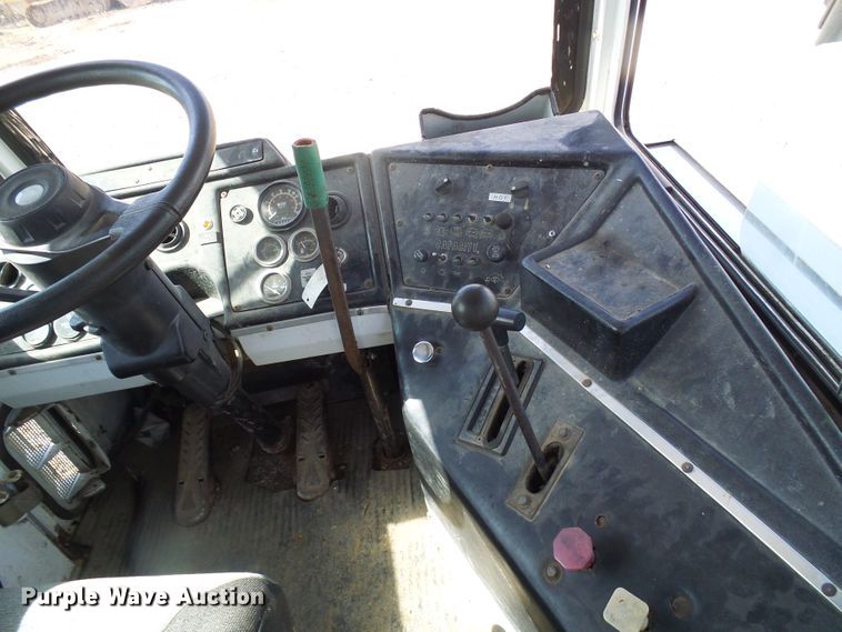 image for item DL0805 1998 Texas Inc TJ5000  yard truck