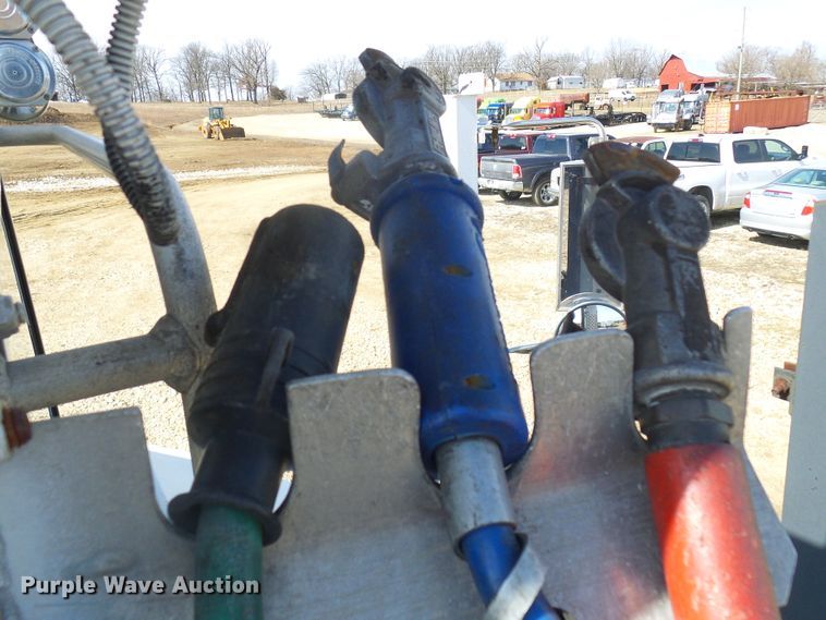 image for item DL0805 1998 Texas Inc TJ5000  yard truck