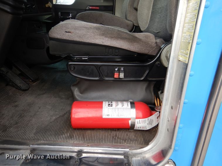 image for item DL2187 2009 Kenworth T370  box truck