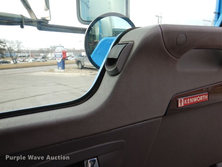 image for item DL2187 2009 Kenworth T370  box truck