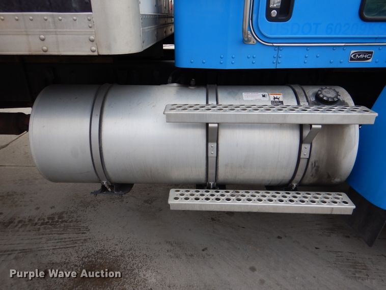 image for item DL2187 2009 Kenworth T370  box truck