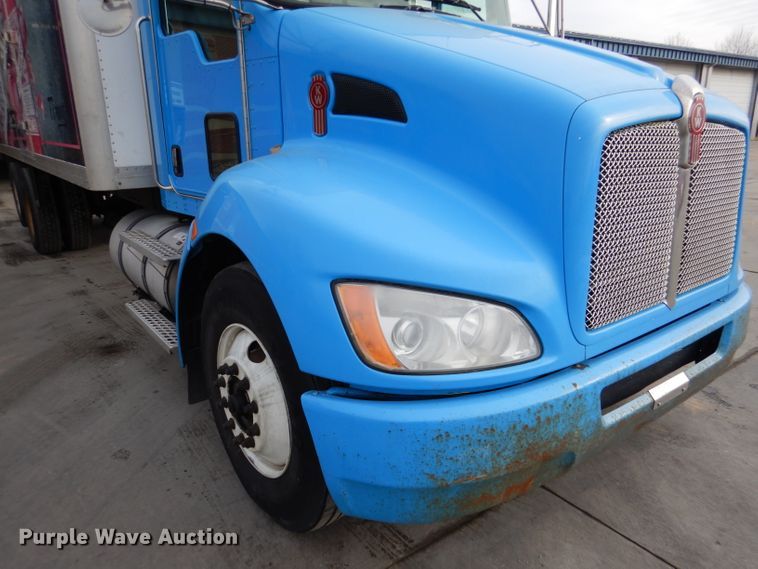 image for item DL2187 2009 Kenworth T370  box truck