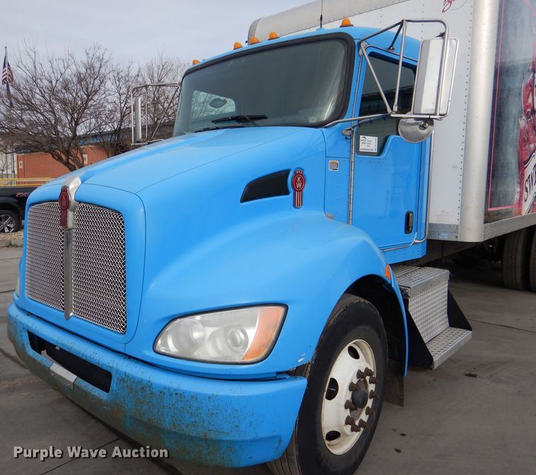 image for item DL2187 2009 Kenworth T370  box truck