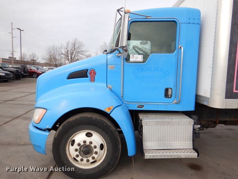 image for item DL2187 2009 Kenworth T370  box truck