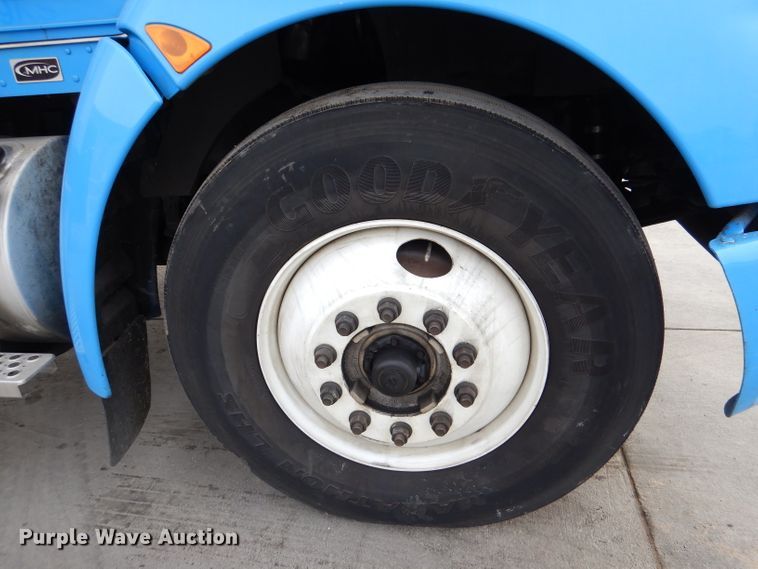 image for item DL2187 2009 Kenworth T370  box truck