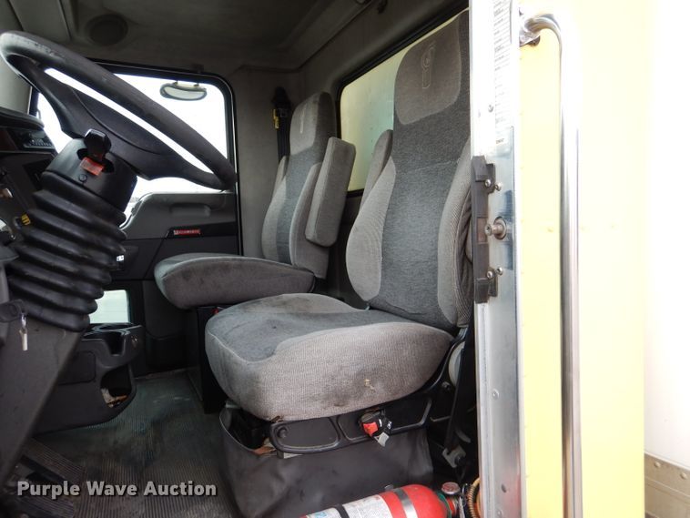 image for item DL2188 2009 Kenworth T370  box truck