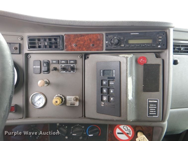 image for item DL2188 2009 Kenworth T370  box truck