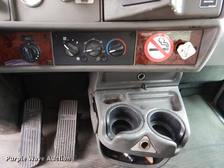 image for item DL2188 2009 Kenworth T370  box truck