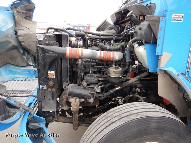 image for item DL2189 2010 Kenworth T370  box truck